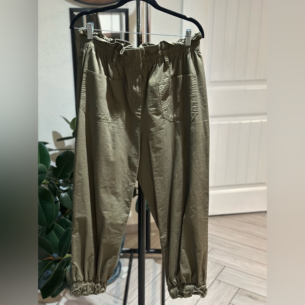 Women’s cargos